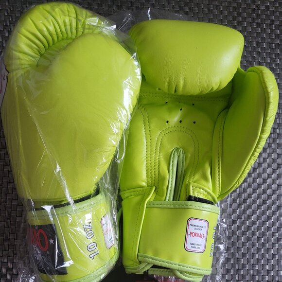 "YOKKAO" - Boxing Gloves 10oz / 100% Genuine Cowhide Leather - Picture 3 of 12